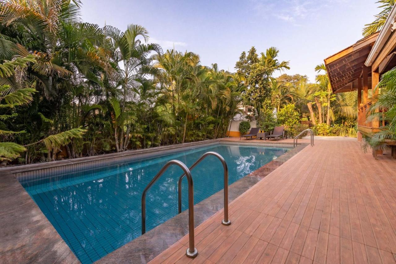Nature'S Abode - The Wooden Villa At Morjim By Stayvista المظهر الخارجي الصورة